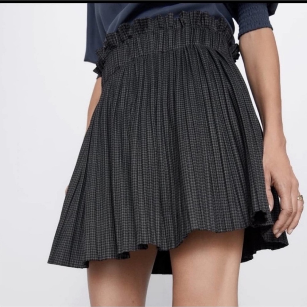 Zara Plaid A-Line Mini Skirt